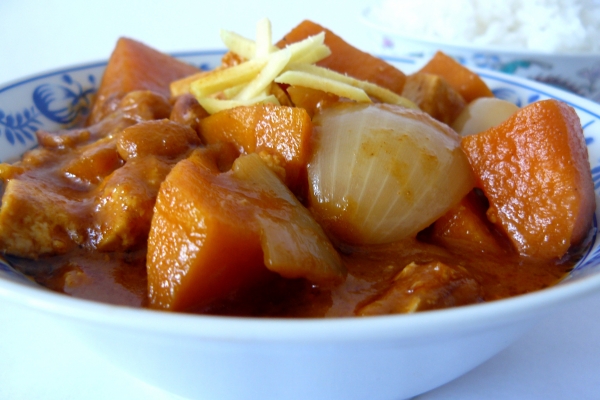 Massaman curry s jasmínovou rýží